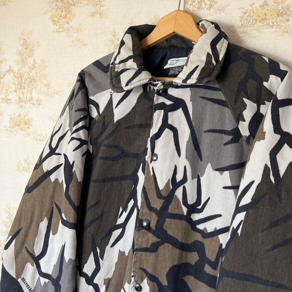 90s Predator Camo Insulated Bomber Jacket Size XL - Picture 1 of 8
